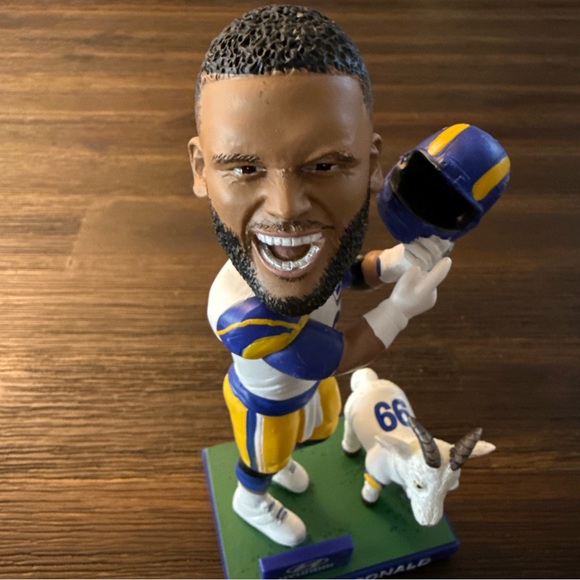 Los Angeles Rams NFL Football Aaron Donald #99 The GOAT Bobblehead 11/23/25 - Picture 4 of 14